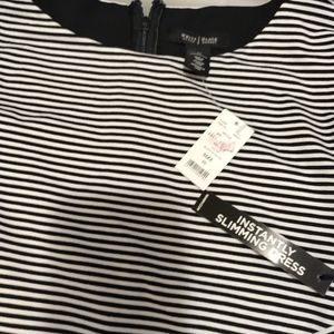 A brand new White House Black market dress size 10 very nice..